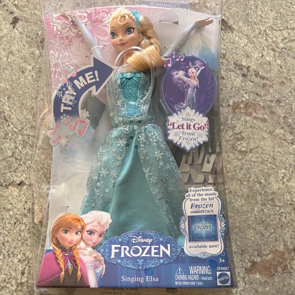 Disney Frozen Elsa Singing Doll - Teal and White
